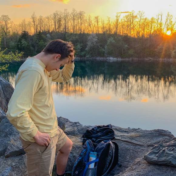 Meet your Posher, Max - Picture 1 of 1